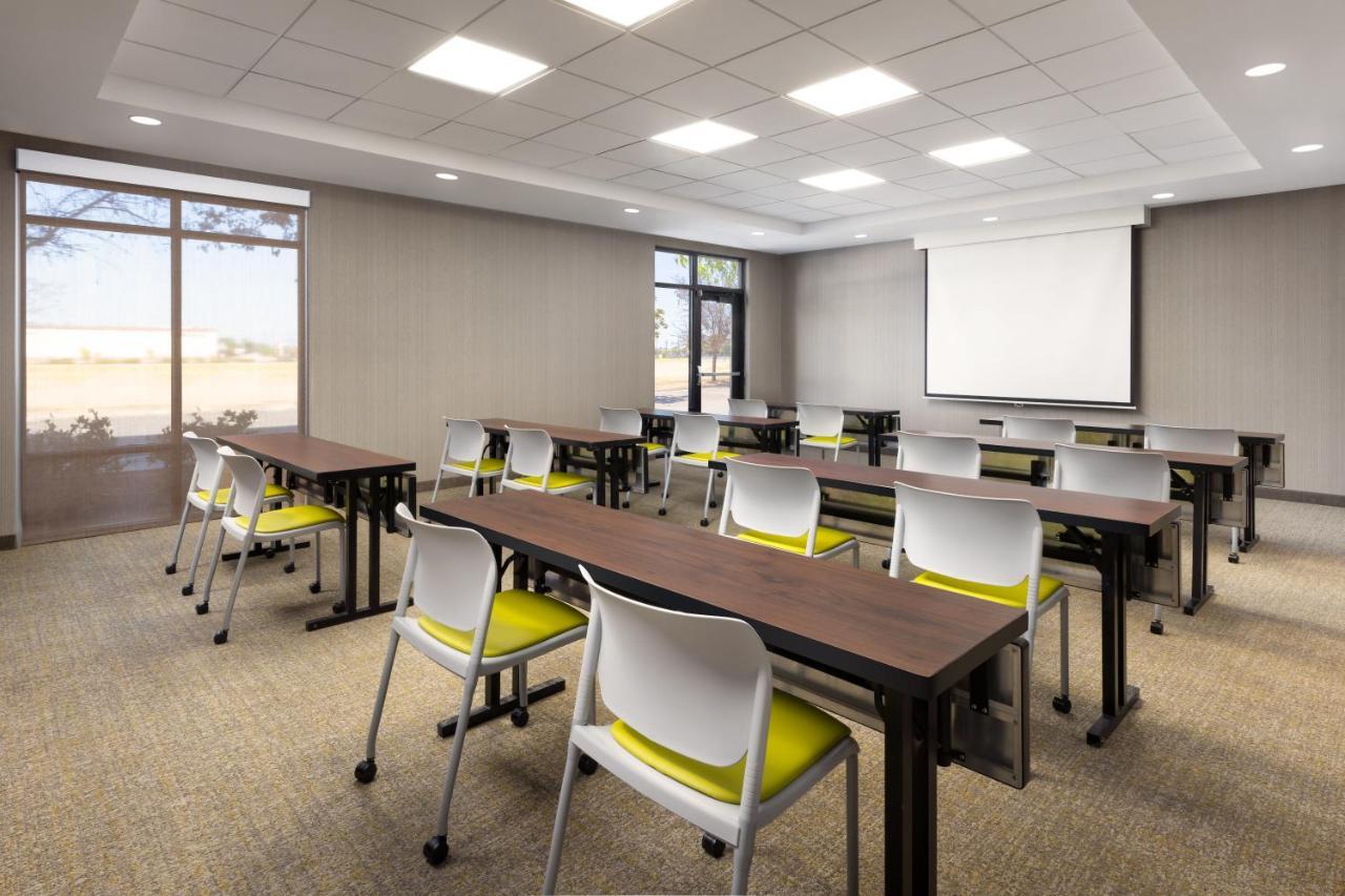 Springhill Suites Фресно Екстер'єр фото