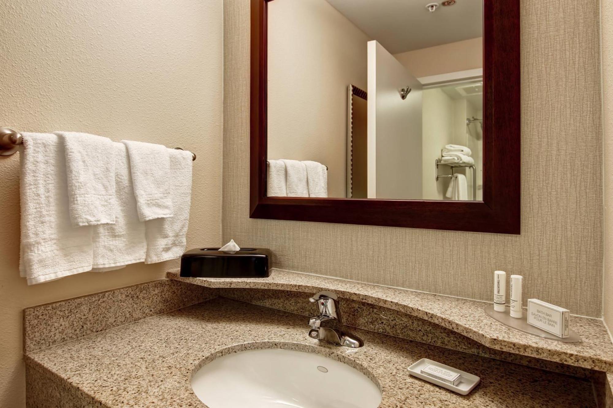 Springhill Suites Фресно Екстер'єр фото