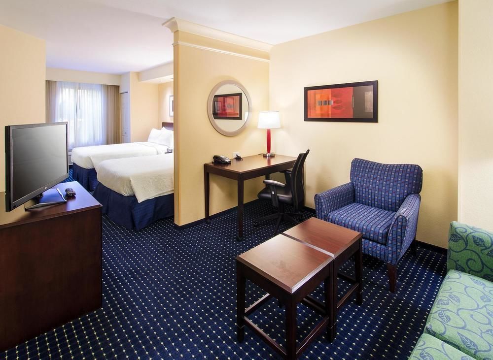 Springhill Suites Фресно Екстер'єр фото